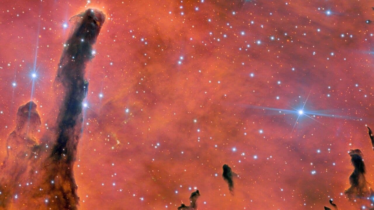 Ethereal structure in the sky rivals 'Pillars of Creation' — Space photo of the week