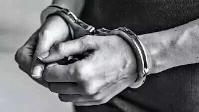 Oman: Six Asian men arrested with over 32kg of crystal meth, 23kg of marijuana