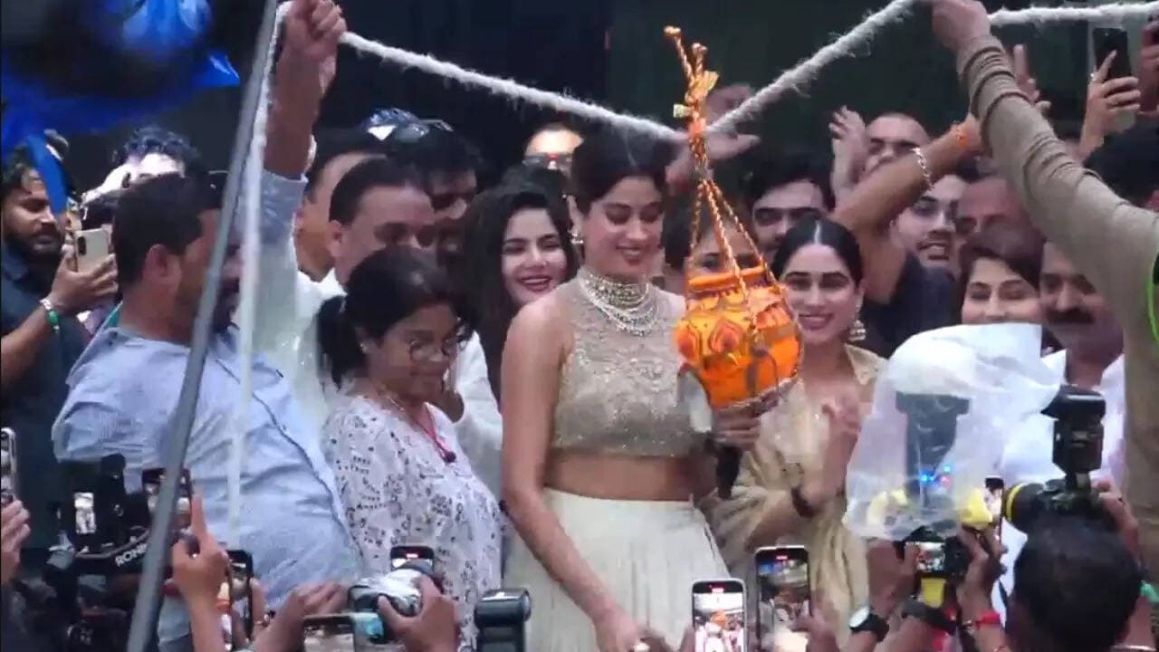 Janhvi responds to trolling over saying ‘Bharat Mata ki Jai’
