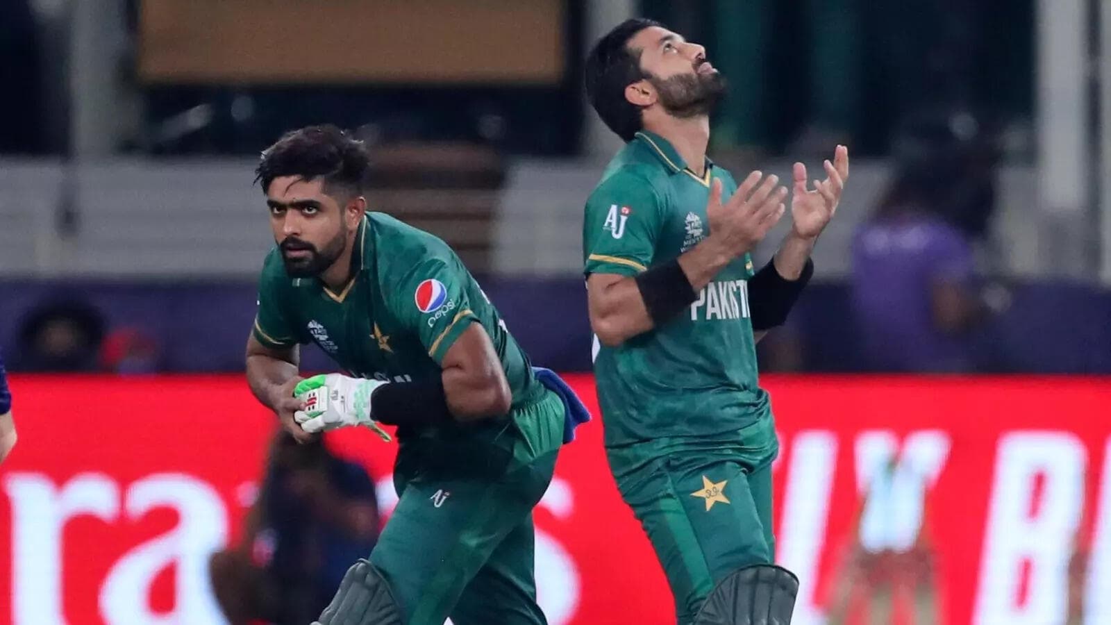'Stop calling them key players': Hafeez slams Babar, Rizwan after squad snub