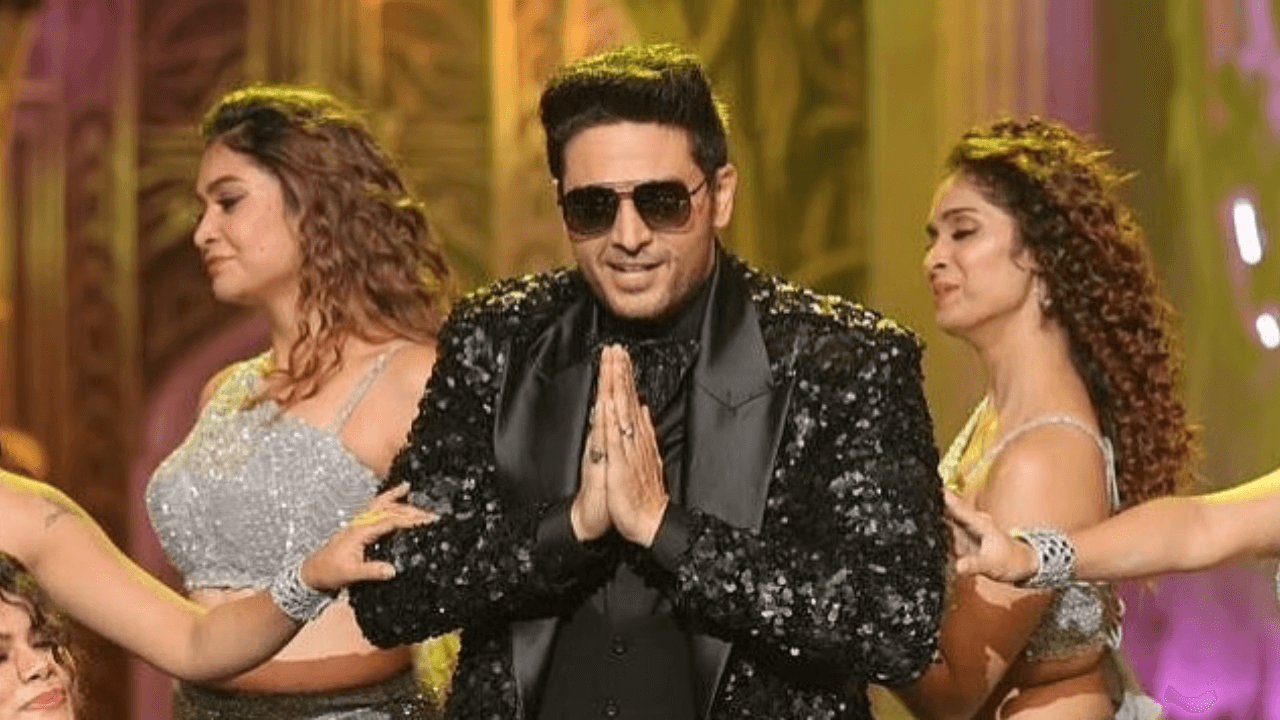 Bigg Boss 19 winner: Gaurav Khanna lifts trophy; takes home Rs 50 lakh cash prize