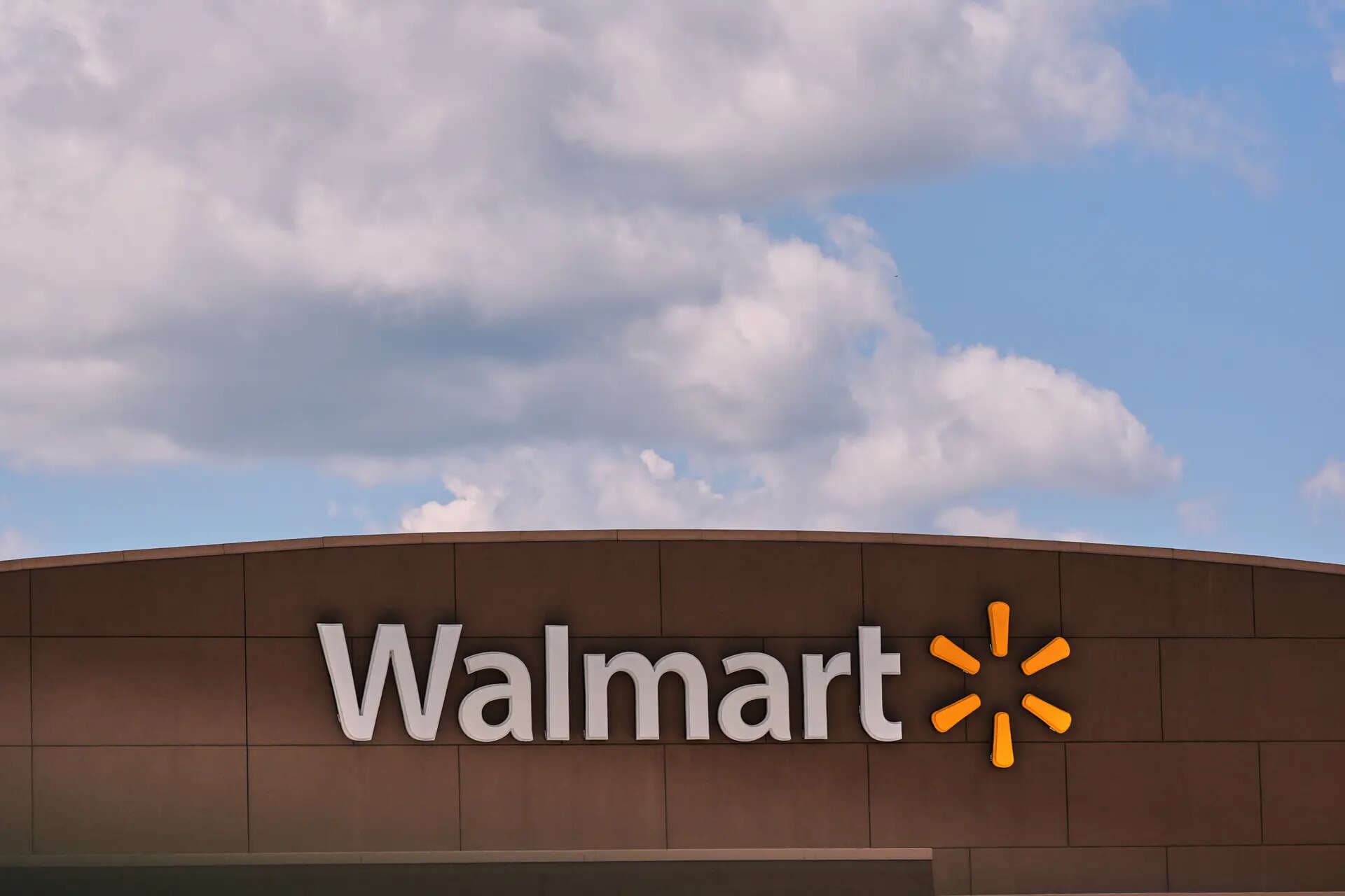 Walmart to combine global tech & product teams; to lay off or relocate 1,000 employees